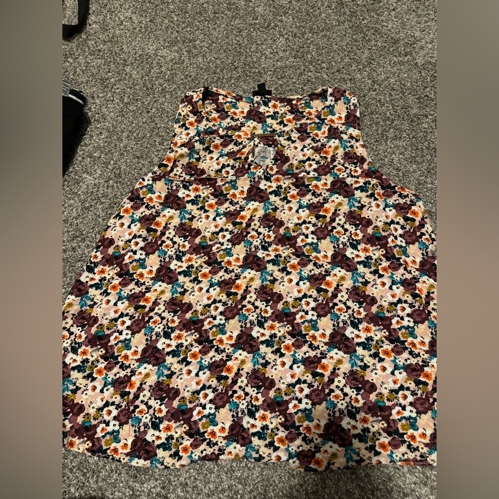 Torrid size 1 floral tank